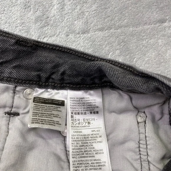 Levi's 501 Grey Wash Button Fly Straight Leg Distressed Hem Jeans Sz 27 Grunge - Picture 10 of 13